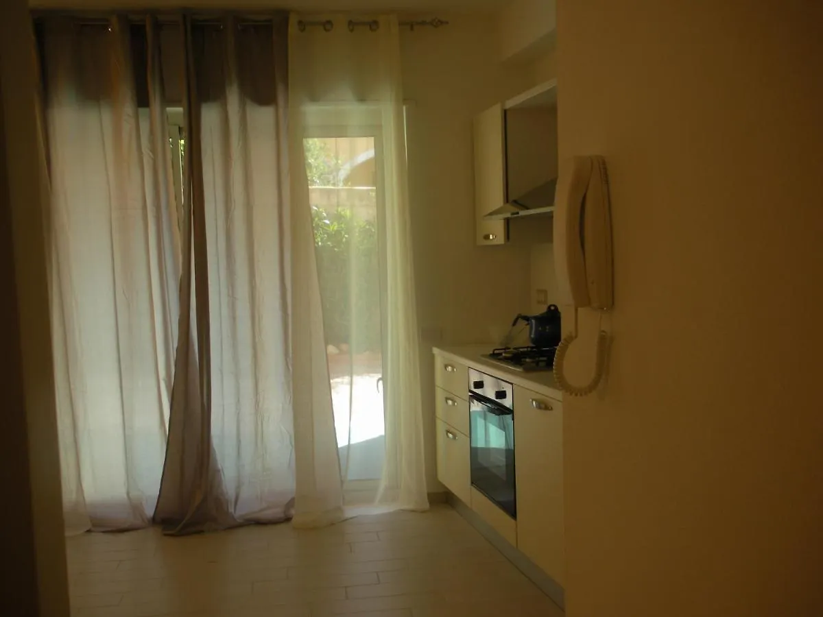 La Chiocciola: Villasimius Self-Check Apartment with Beach Shuttle Italy