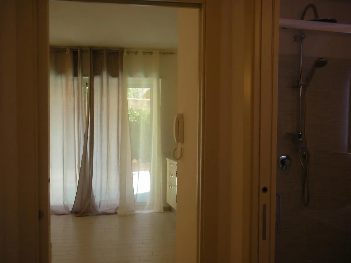 La Chiocciola: Villasimius Self-Check Apartment with Beach Shuttle Italy