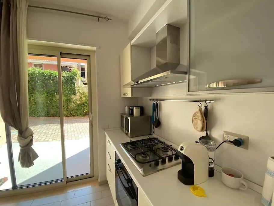 La Chiocciola: Villasimius Self-Check Apartment with Beach Shuttle