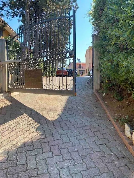 La Chiocciola: Villasimius Self-Check Apartment with Beach Shuttle Italy