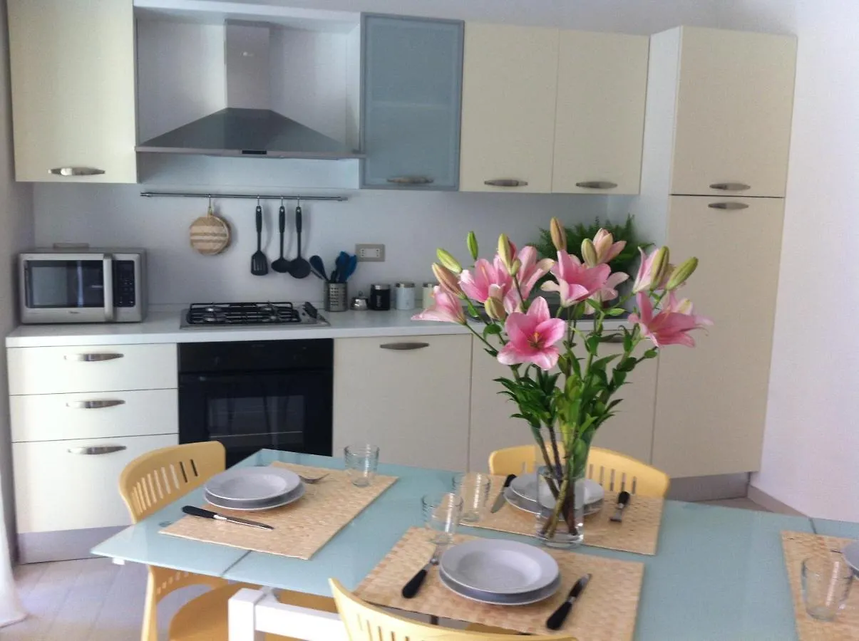 La Chiocciola: Villasimius Self-Check Apartment with Beach Shuttle